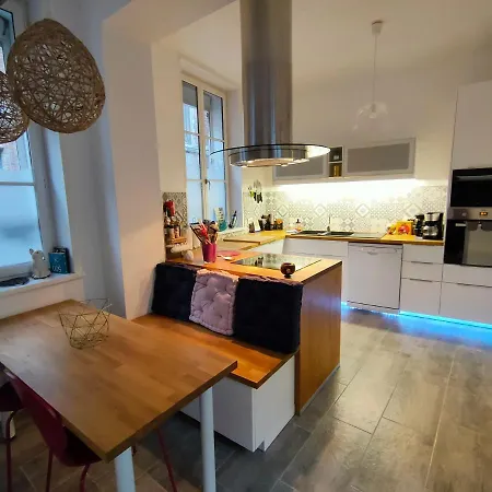 Nyaraló New - Charmante Maison Audomaroise - 120m2 - 7pers *